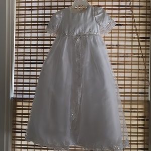 Elegant Baptism/Christening Gown w/ Bonnet